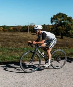 M. PACE BIB SHORT - IMAGINARY COLLECTIVE -Voler 2023 M Pro Air Zipless Checks Live 1 26ec44b0 abe7 46c7 a352 2e0eea66602d