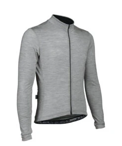 M. MIDWEIGHT MERINO LS JERSEY 31 M. MIDWEIGHT MERINO LS JERSEY -Voler 2023 M Wool LS Solid Grey F 05e5c881 9fbe 4432 b9ec de0b95037e32