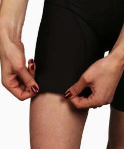 W. SUPER DROP TAIL BIB - BLACK -Voler 2023 W Super Bib Model 05