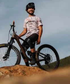 M. ENDURANCE AIR TEE - DEBRUHL MARBLE 12 M. ENDURANCE AIR TEE - DEBRUHL MARBLE -Voler 2024.02.29 DevinMadonnaEnduranceAirSS 4ecb6f1c 2c8c 479d 8347 bc2973893502