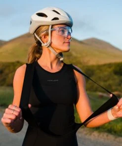 W. ESCAPE DROP TAIL BIB - BLACK -Voler 2025.05.21 AndersBeritStenner 23 c1d1a777 b74f 4b4b 8894 558dcb06dde6