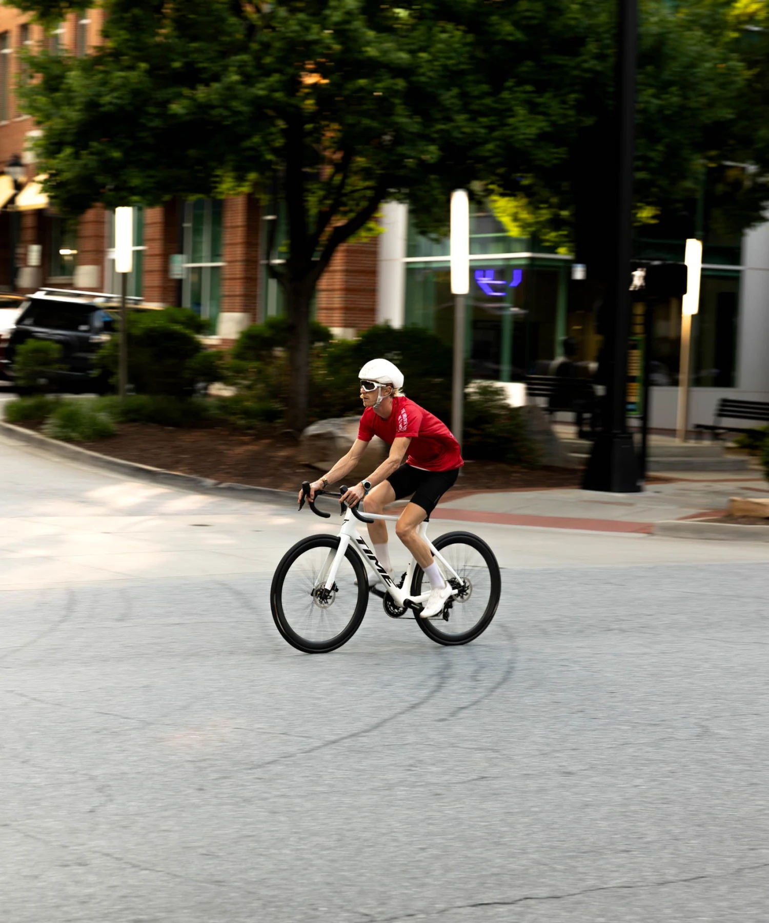 M. ENDURANCE AIR TEE - IMAGINARY CUBIST 9 M. ENDURANCE AIR TEE - IMAGINARY CUBIST - Image 7